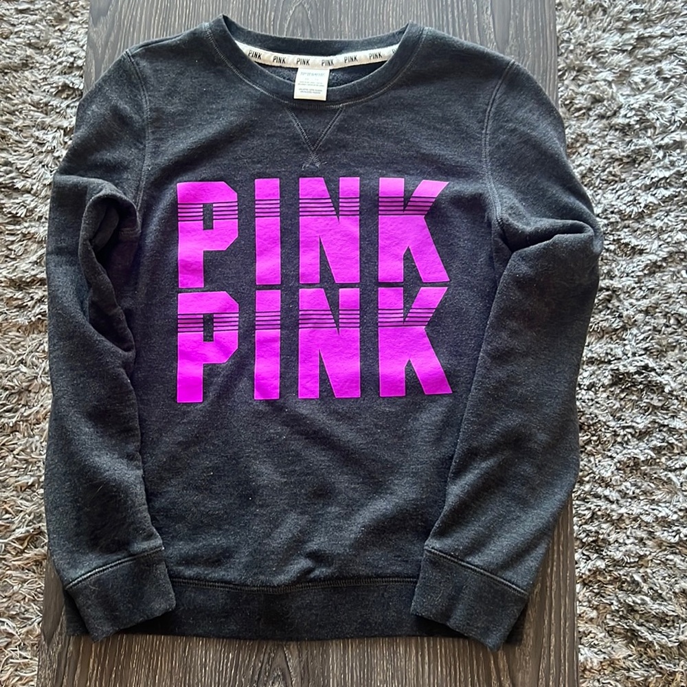 VS Pink sweater, size XS, NWOT